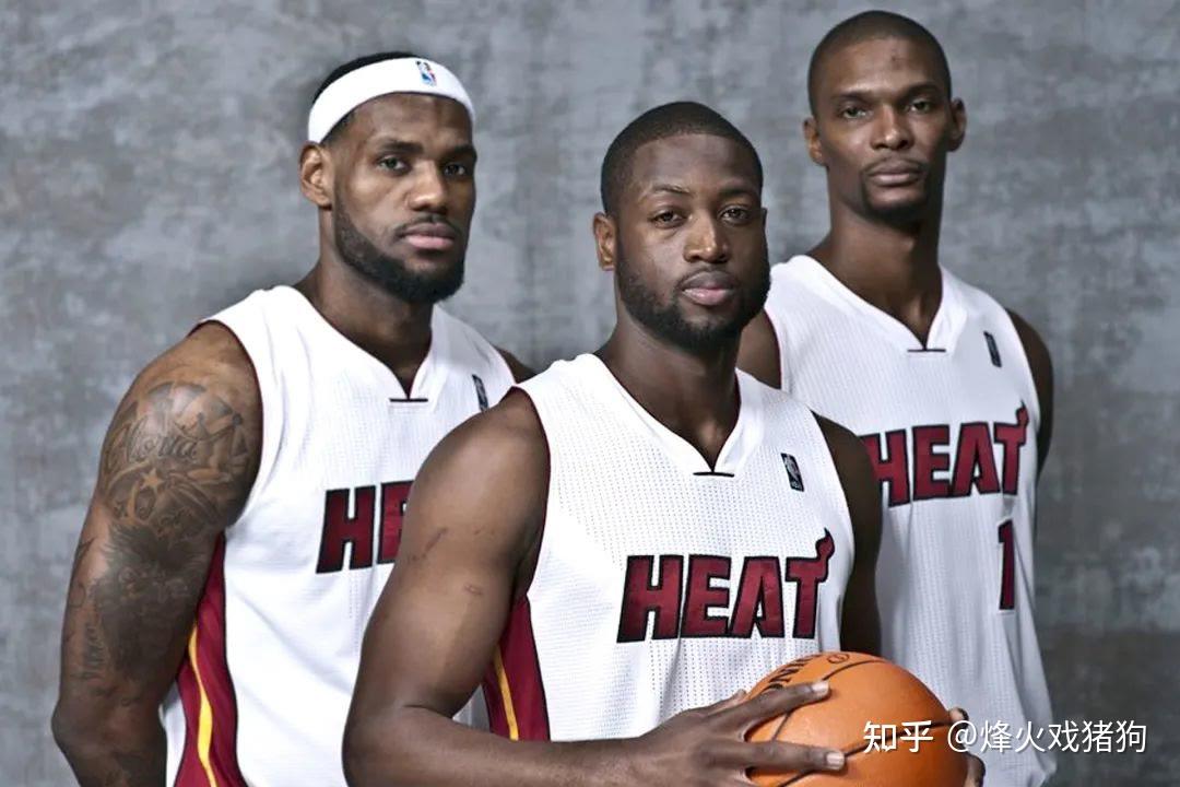 米体：邓弗里斯可能缺席国米与拜仁的首回合比赛