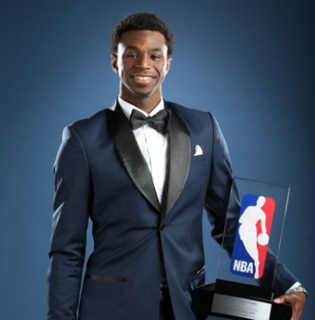 叠纸3D换装游戏《闪耀暖暖》更新：升级Unity定制引擎