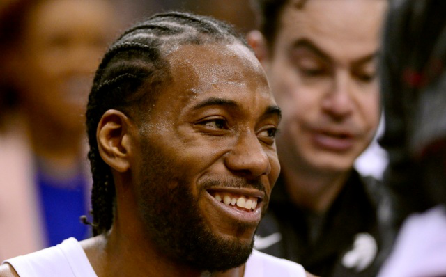 2021 大谷时刻：大谷翔平在赛季末收获“银棒奖”和“汉克·阿伦奖”