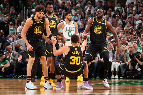 伤兵满营！独行侠更新伤病报告：莱夫利&拉塞尔等6人缺阵