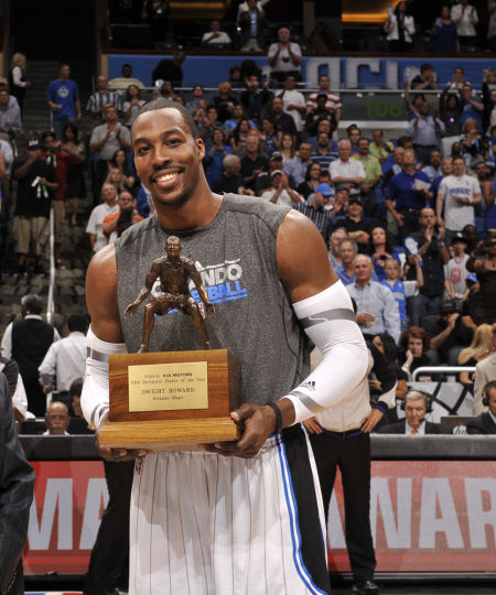 巴里·邦兹单季获得超过 40 次故意四坏，展现其无人能敌的威慑力